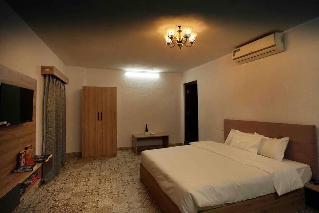 Viraaj Villa Udaipur Eksteriør billede